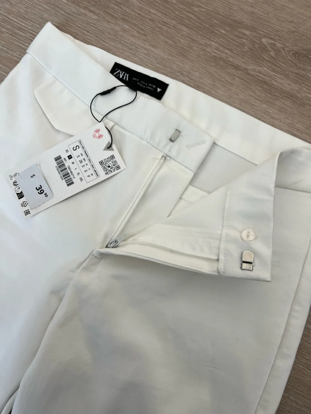 Zara Y2K White Retro Women’s Size Small Pants with Slight Flare - Picture 2 of 7